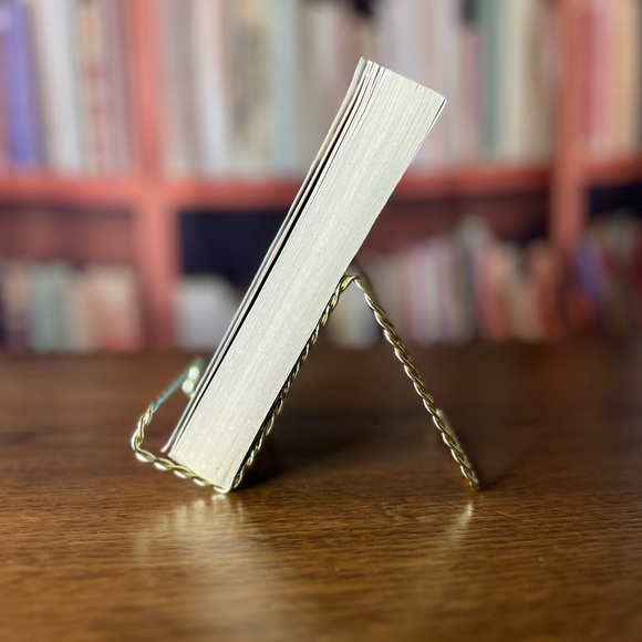 The Widow by Carla Neggers ISBN: 0778325164 - Picture 7 of 12